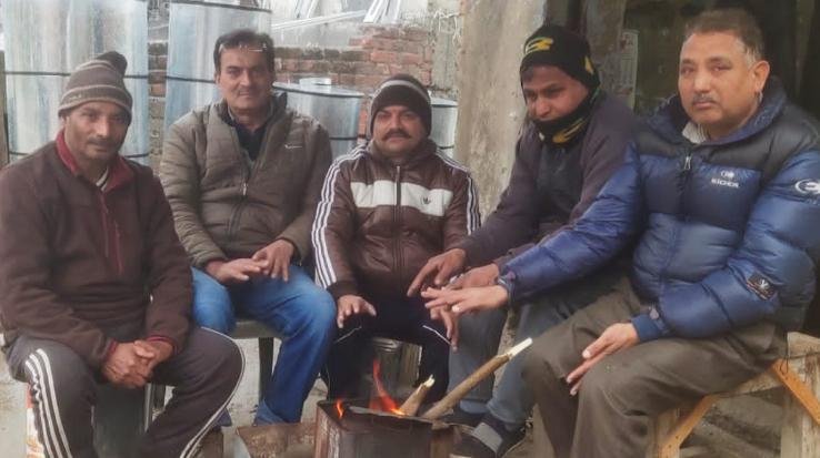 Kangra valley in the grip of cold wave due to rain and snowfall