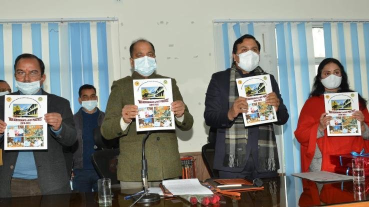 हिमाचल प्रदेश स्कूल शिक्षा बोर्ड के पेंशनभोगियों को चिकित्सा प्रतिपूर्ति सुविधा की जाएगी प्रदान: मुख्यमंत्री