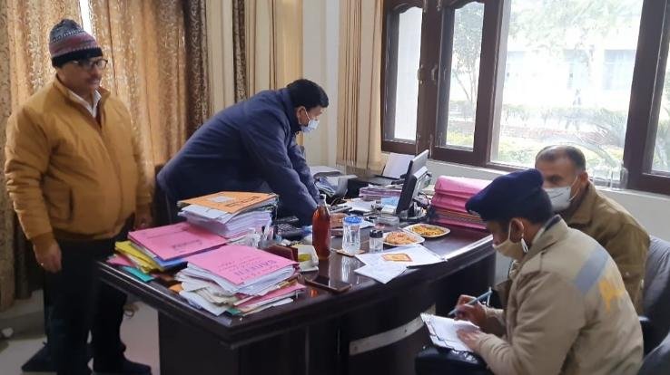 संसारपुर टेरेस : जहरीली शराब मामले में पुलिस ने शुरू की जाँच