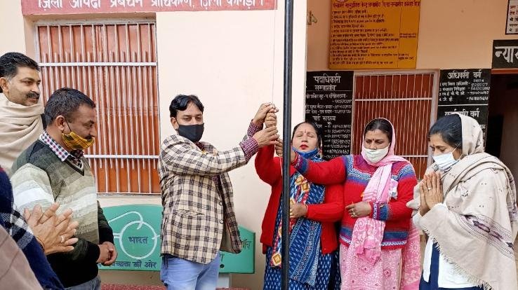 जयसिंहपुर : लंबागांव में मनाया गया 73 वां गणतंत्र दिवस