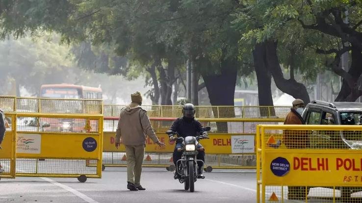 Relief for the people of capital Delhi, weekend curfew will end