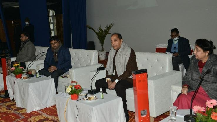 CM announces increase in grant amount for purchase of sewing machines and equipments to SC families