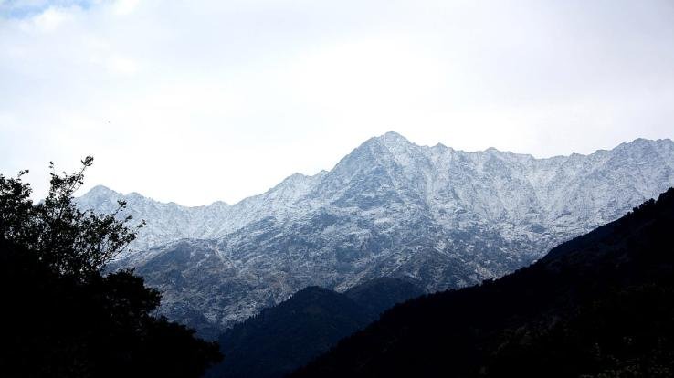 Dharamsala: Light snowfall in the Dhauladhar hills