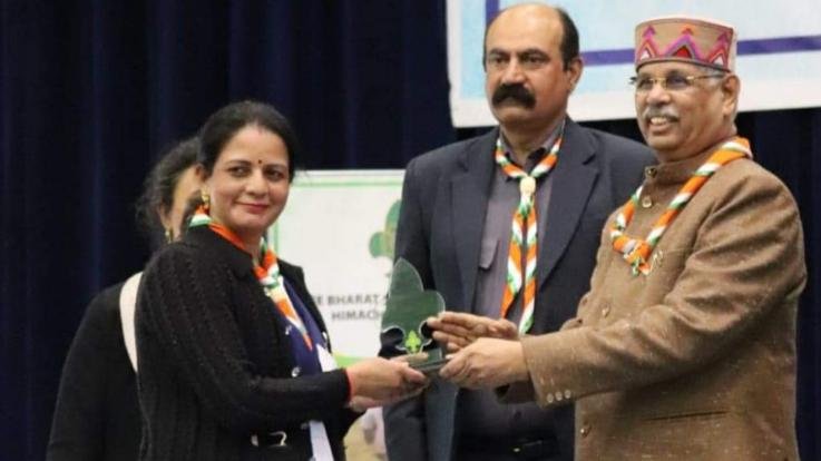 Dharampur: Anju Katwal illuminated the name of Sandhol region