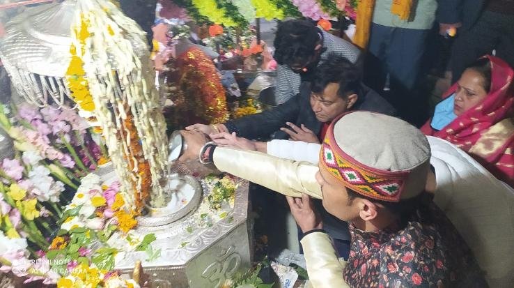 Shivratri festival celebrated with pomp in temples and caves