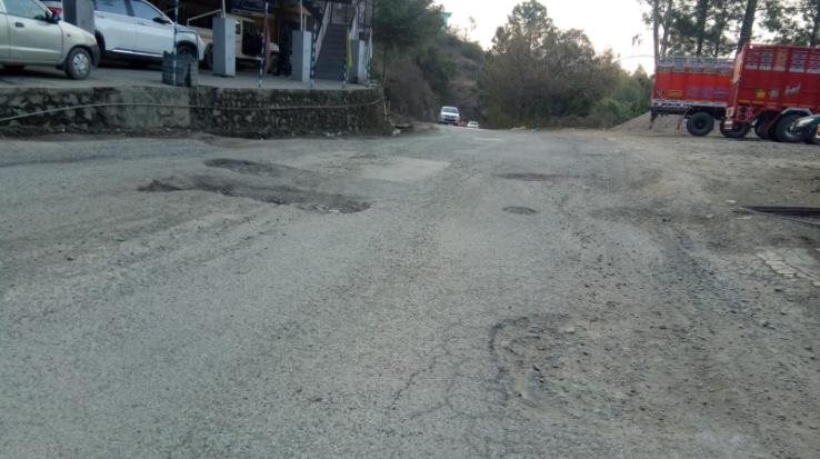 NH-205 Shimla-Mandi road condition again pathetic