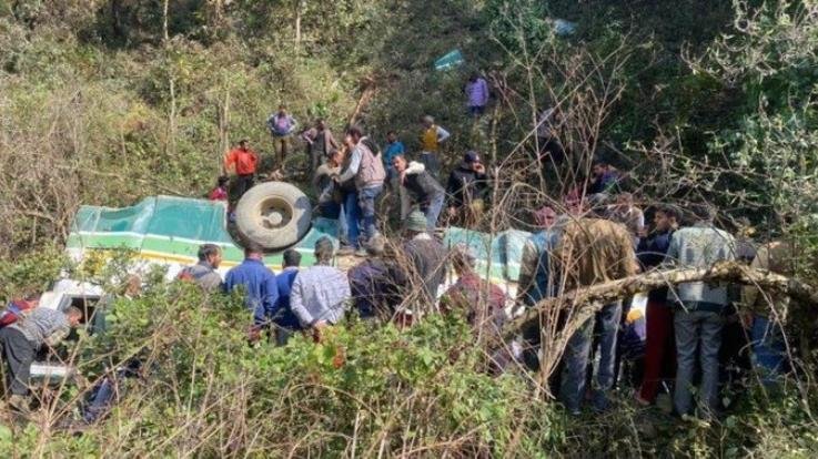 bus_accident_in_Sarkaghat