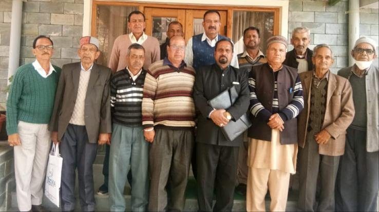 Pensioners demanded to modify the notification