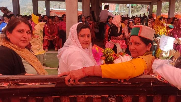 occasion of International Women's Day, women demanded from the government to open a polytechnical college