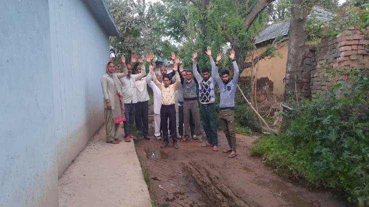 People of Ward-4 and 7 of Bhangoli living life worse than hell