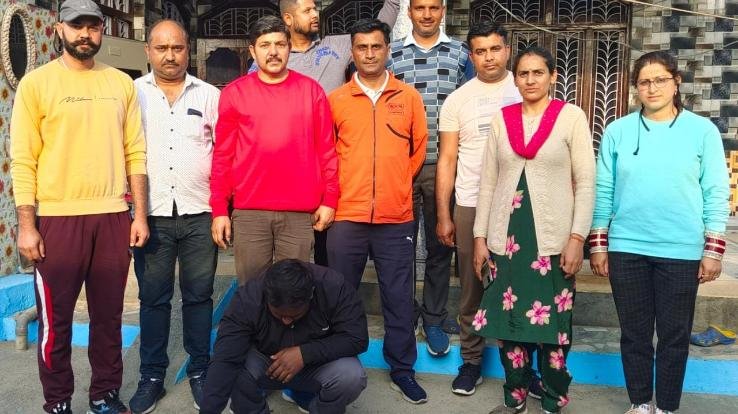 One arrested with 6.09 grams of Chitta and Rs 1,60,540