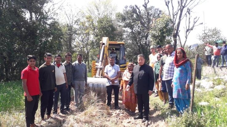 Current MLA doing false propaganda by misleading people: Kaku