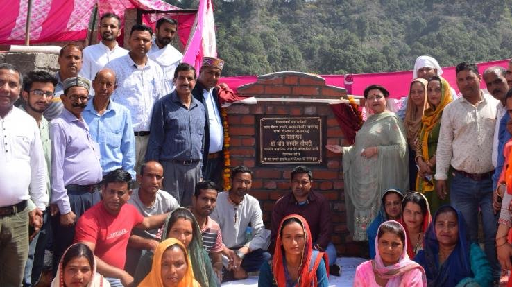 Sarveen Choudhary laid the foundation stone of pre-fabricated building to be constructed with Rs 3.21 crore