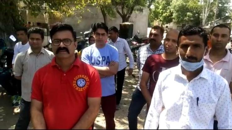 Complaint of private school to SDM