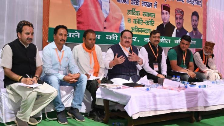JP Nadda filled the workers during the booth meeting