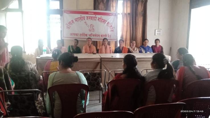 Women are facing many problems in everyday life: Tanwar