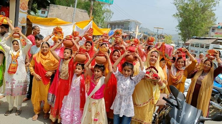 Inauguration of Shrimad Bhagwat Katha in the court courtyard