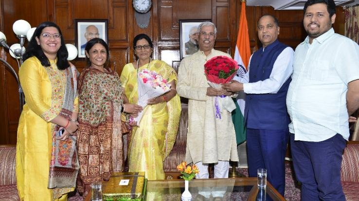Chief Minister wishes Governor on his birthday