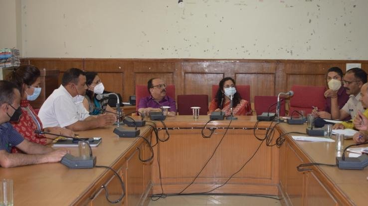 Precautionary corona vaccine will be taken in private health institutions only