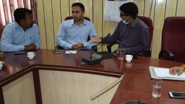 meeting was held regarding fodder management in Hada Kundi Gau Sanctuary.