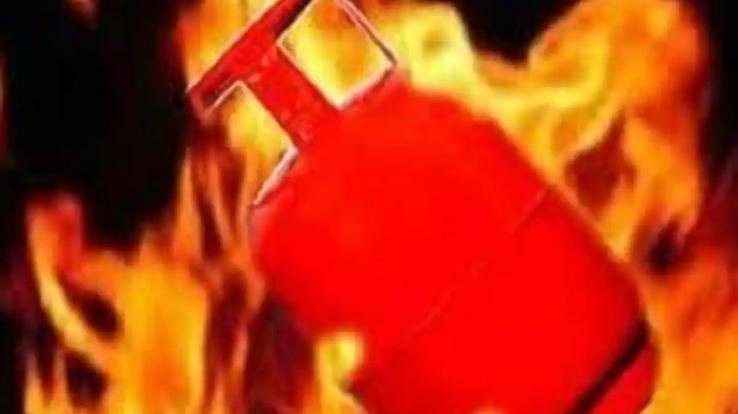 Three scorched due to cylinder fire