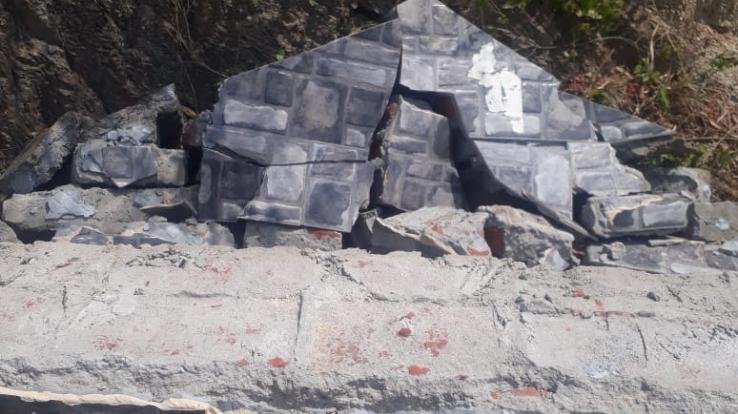 Former CM Late. Virbhadra's inaugural plaque broken