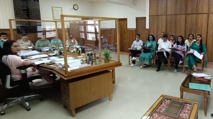 Give information of the victim children on child line number 1098