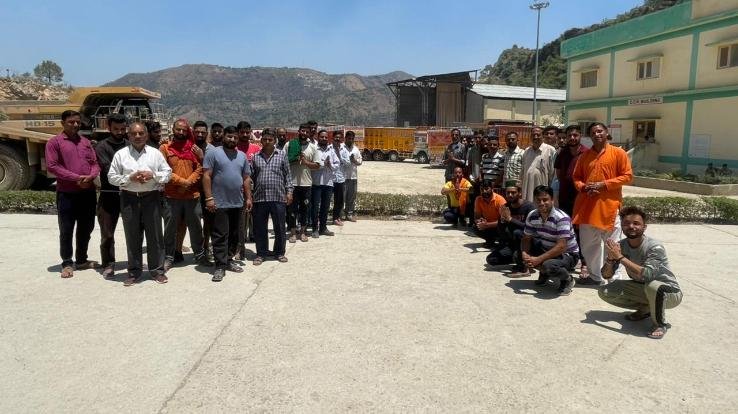 investigation of the members of the Mining Area Land Loser Society reached on the 5th day