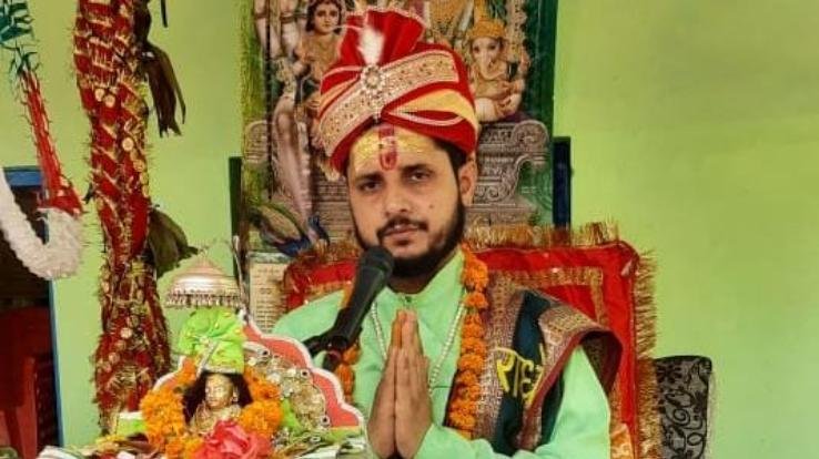 Worshiping Lord Shiva's Jyotirlinga frees from all sins: Sumit Shastri