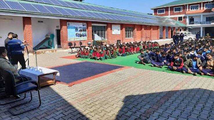 25 youth got job in ITI Neharanpukhar