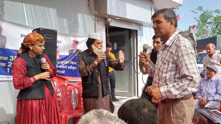 Government schemes told to people in Gram Panchayat Navgaon