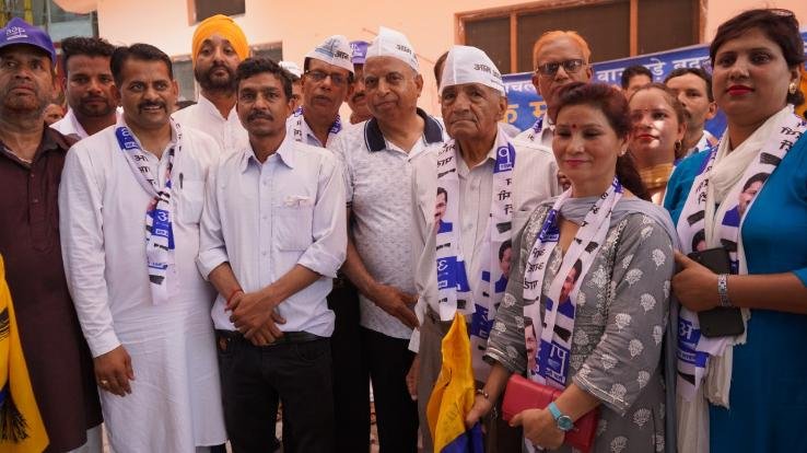 large number of women power gave clear signs of change in the state