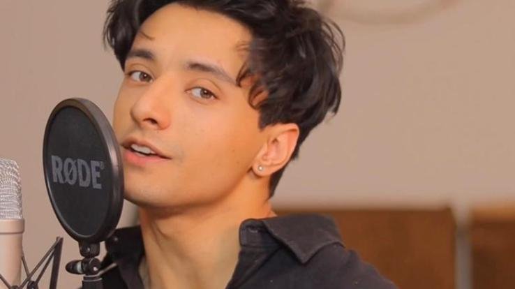 Aksha Baghla bags Music Sensation of the Year Award