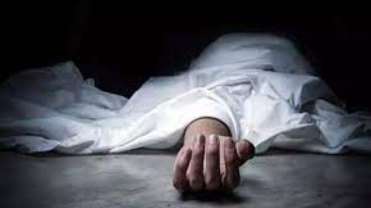 Dead body of a young man found on a pile of garbage on the banks of the river