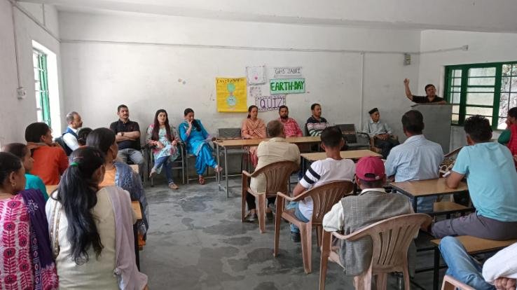 Dialogue conducted in Jabari School