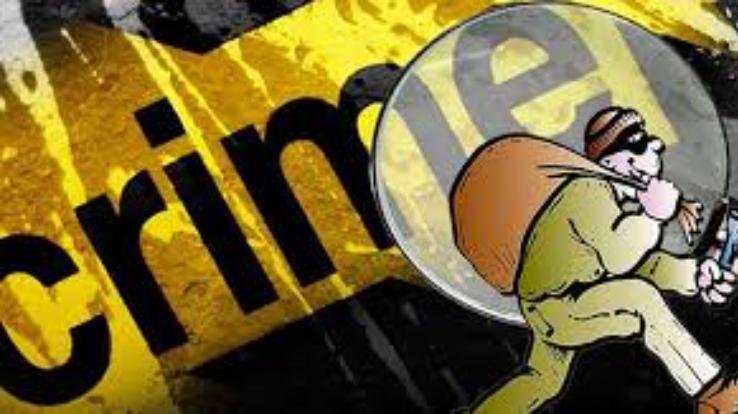 Thieves clean hands on jewelery worth Rs 1,90,000