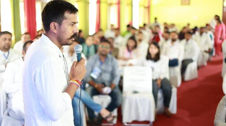 Top leadership appreciated the people's movements of Himachal Youth Congress