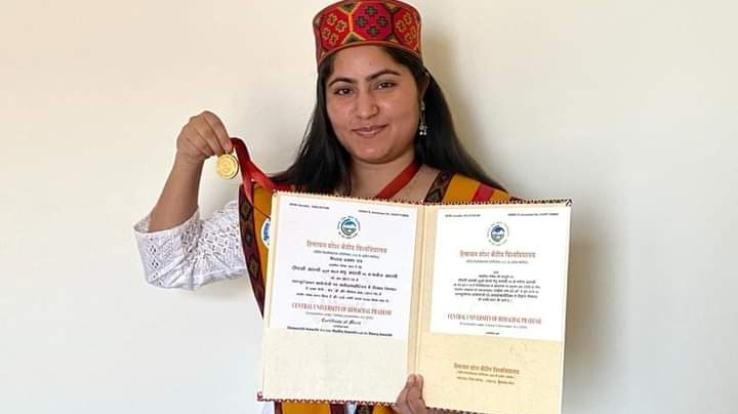  Dipanshi Awasthi got gold medal