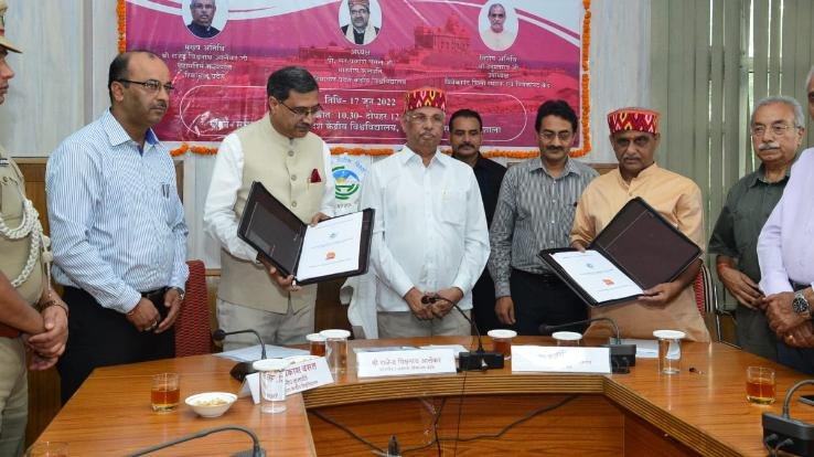 Dharamsala: Governor signs MoU