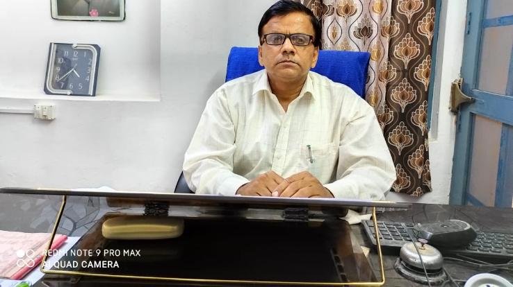 Block Elementary Education Officer Parminder Kumar took charge