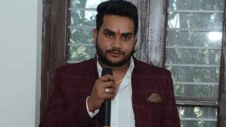 Jakhota Panchayat head supported the demands of the Zilla Parishad employees