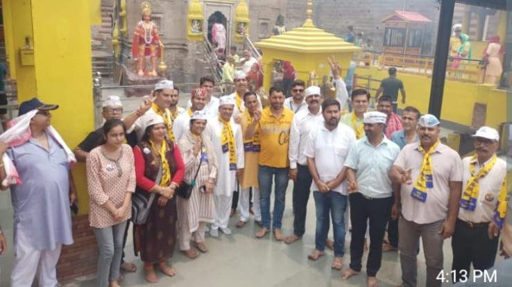 Worship in Maa Baglamukhi temple, your transformation journey with hymns