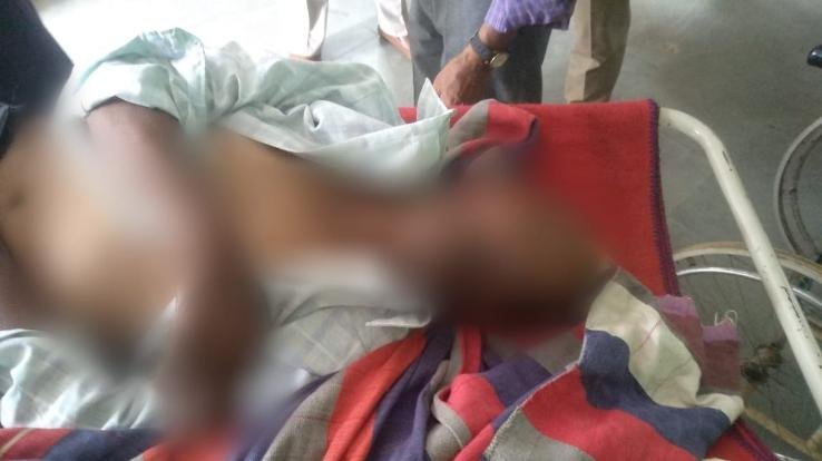 sudden death of a 62-year-old man near the house