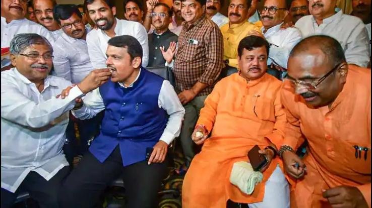 After the resignation of Uddhav Thackeray as the Chief Minister of Maharashtra, there was a stir in the BJP camp.