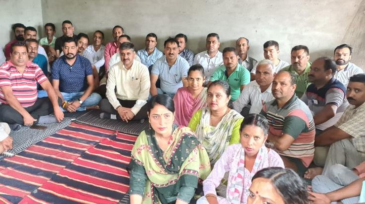  By not fulfilling the demands of the employees, the state government expressed that it is anti-employee-kajal