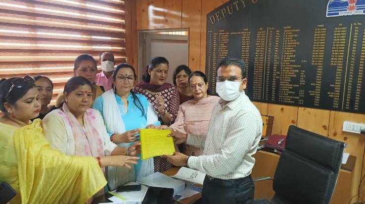  Congress state president should apologize to all women power: Rashmidhar Sood