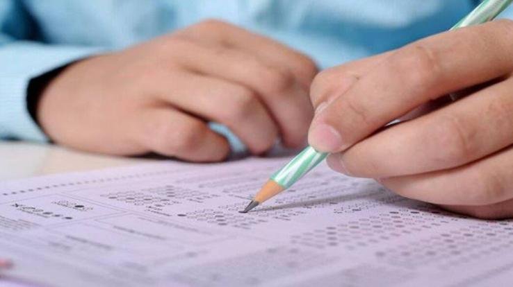 Police recruitment written examination conducted amidst tight security, 11 examination centers in Shimla city
