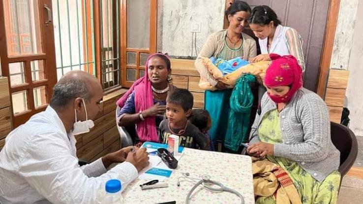 Free health camp organized by Harihar Hospital