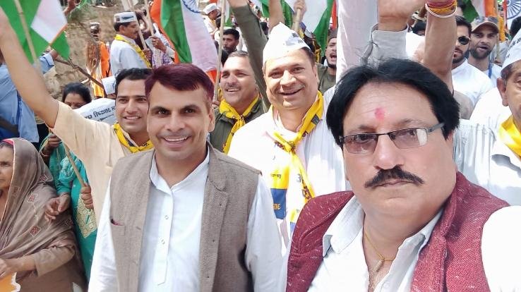 Unfortunate to give good routes of Baijnath to other depots - AAP