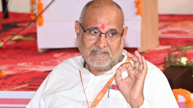 Congress a sinking ship: Khanna